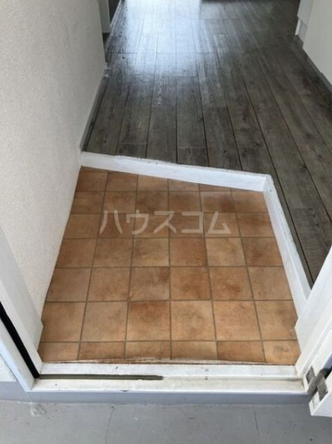ウインズ庄内の玄関写真
