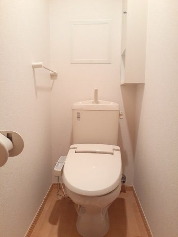 トイレ　シンプルで使いやすいトイレです