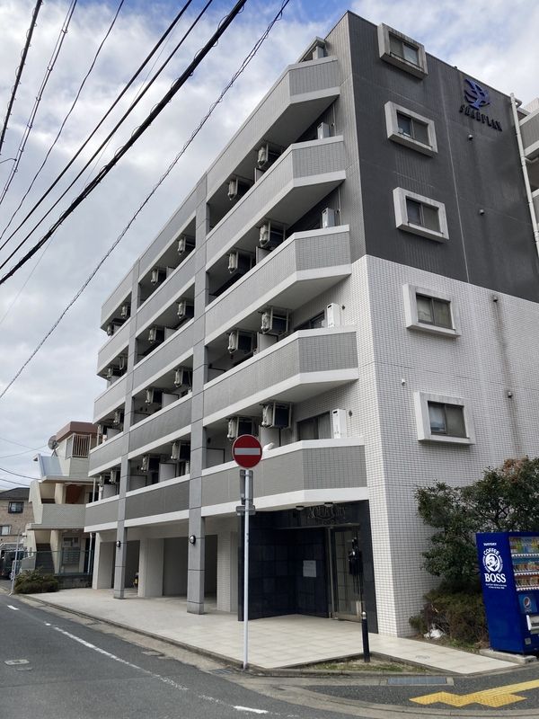 西鉄天神大牟田線 高宮駅 徒歩5分 築18年