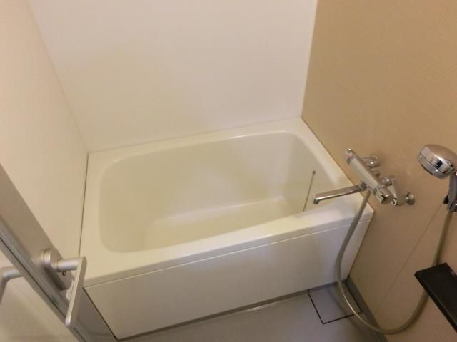 バス・シャワールーム　バス・トイレ別