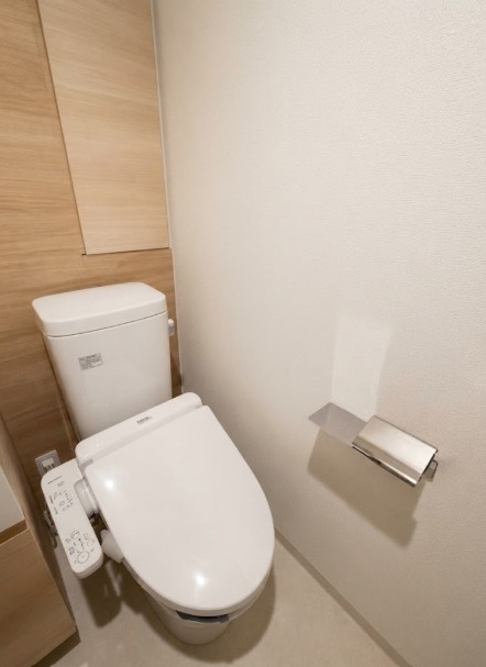 ＪＲ山手線 大崎駅 徒歩7分 10階建 築8年のトイレ写真