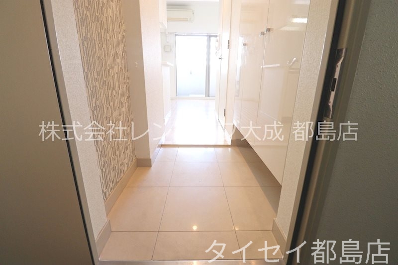 ＪＲ東西線 大阪城北詰駅 徒歩3分 10階建 築18年の玄関写真