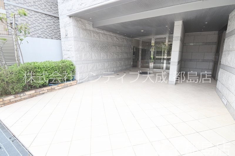 ＪＲ東西線 大阪城北詰駅 徒歩3分 10階建 築18年の外観写真