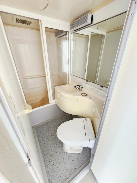 Settle東口ビルのトイレ写真