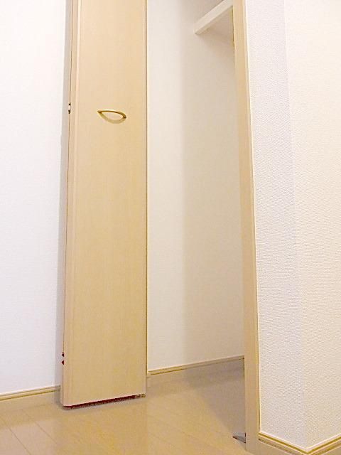その他設備　★廊下収納★