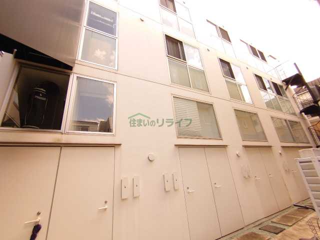 建物外観　リライフ下北沢店