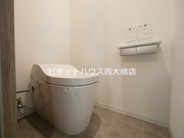 京阪中之島線 渡辺橋駅 徒歩5分 10階建 築26年のトイレ写真