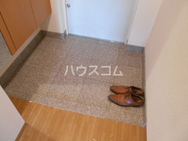 ルミエール花園の玄関写真