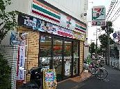 コンビニ　セブンイレブン杉並西永福駅北店（コンビニ）まで209m