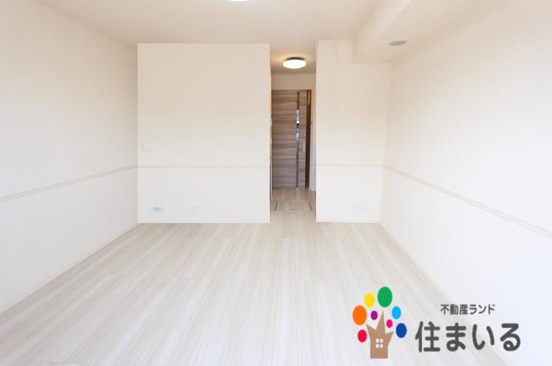 居室・リビング　同社同タイプ施工