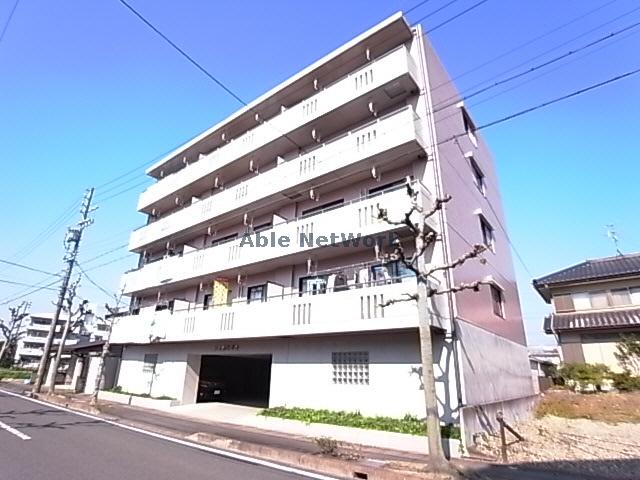 岐阜市北島のマンションの建物外観