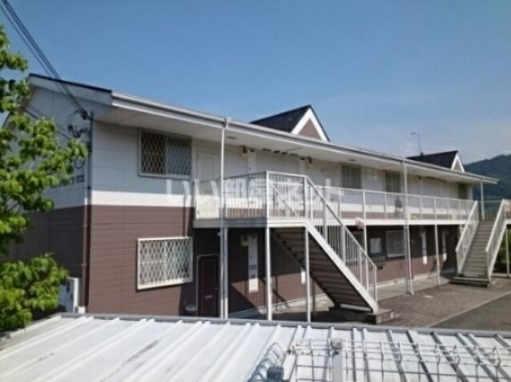 橋本市隅田町河瀬のアパートの建物外観