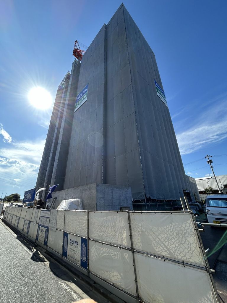 【船橋市坪井東のマンションの建物外観】