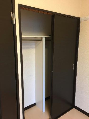 収納　クローゼット