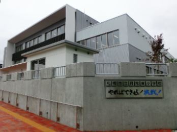 小学校　月寒東小学校（小学校）まで825m