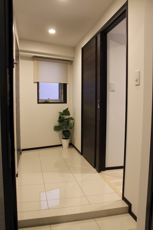 玄関　■□仲介手数料は半月分【0.54ヶ月】です！家具家電付き対応