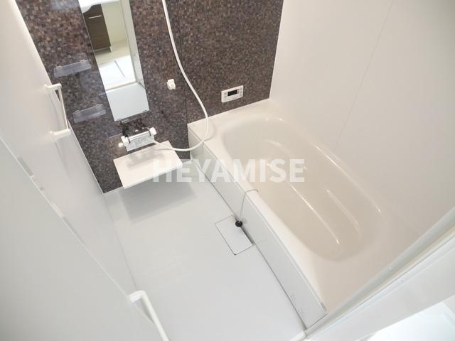 バス・シャワールーム　※室内画像は別号室のもの