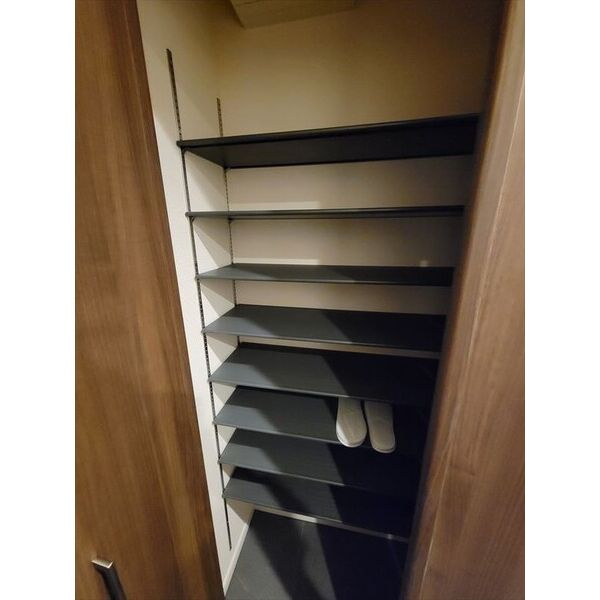収納　※別部屋の参考写真となります。現況優先となります。