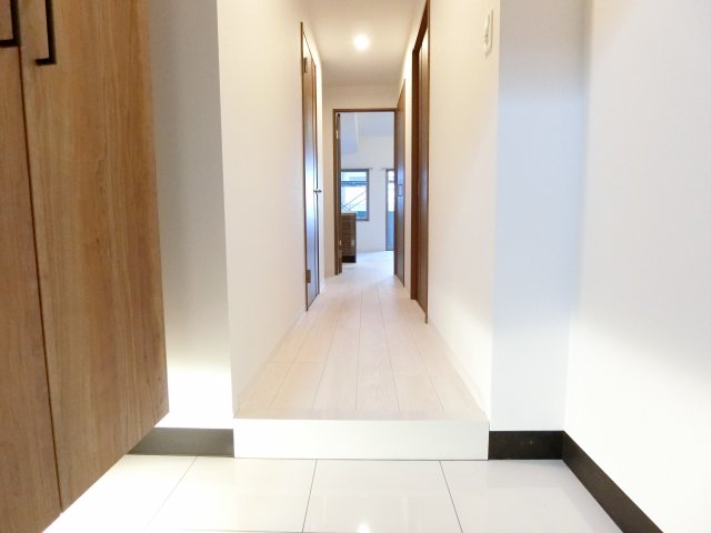 玄関　詳細は、RISUMO江坂本店→06-6155-7137まで♪