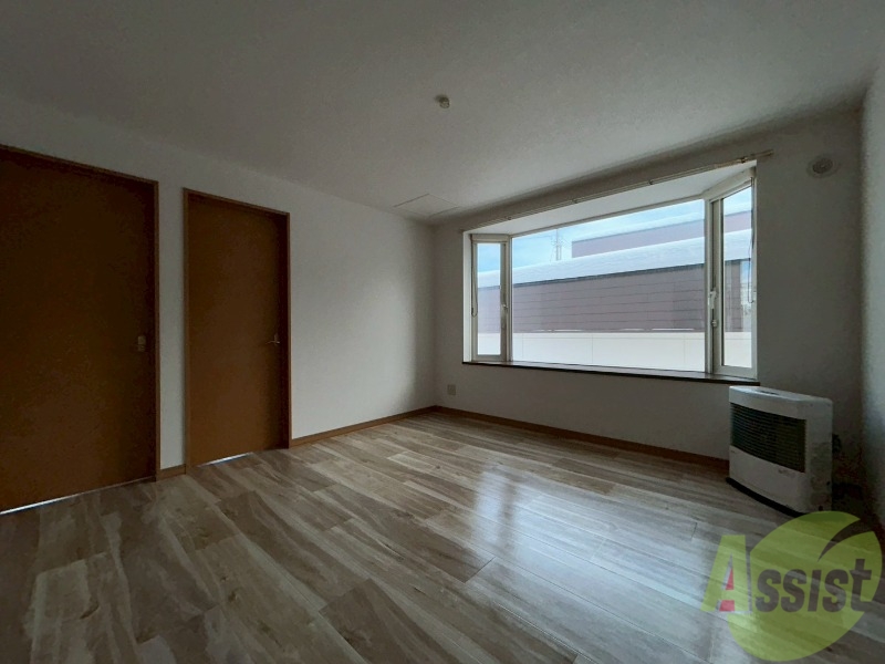 居室・リビング　広くてキレイなお部屋が広がっていて、充実した生活が送れそう。