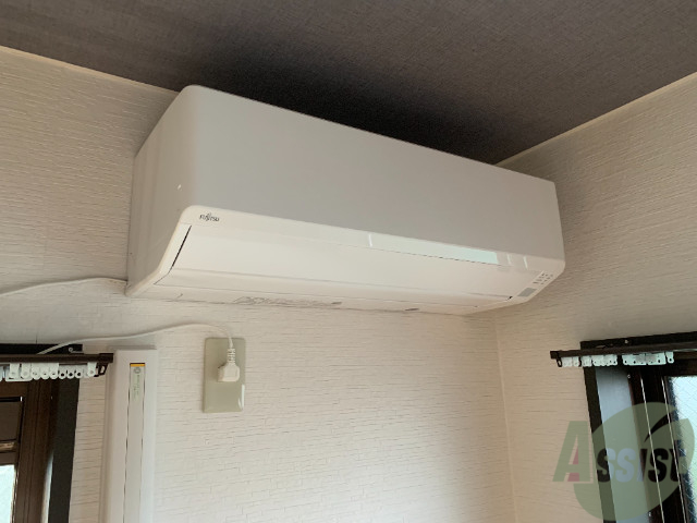 その他設備　ピカピカのエアコンが付いていました。寒暖対策はバッチリです。