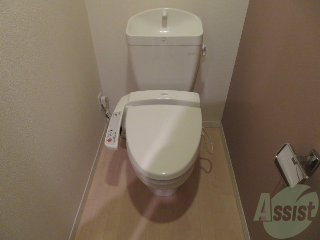 トイレ　トイレは、清潔感があり安心して使用できます。