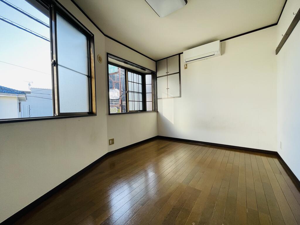 居室・リビング　※写真はリフォーム前です。