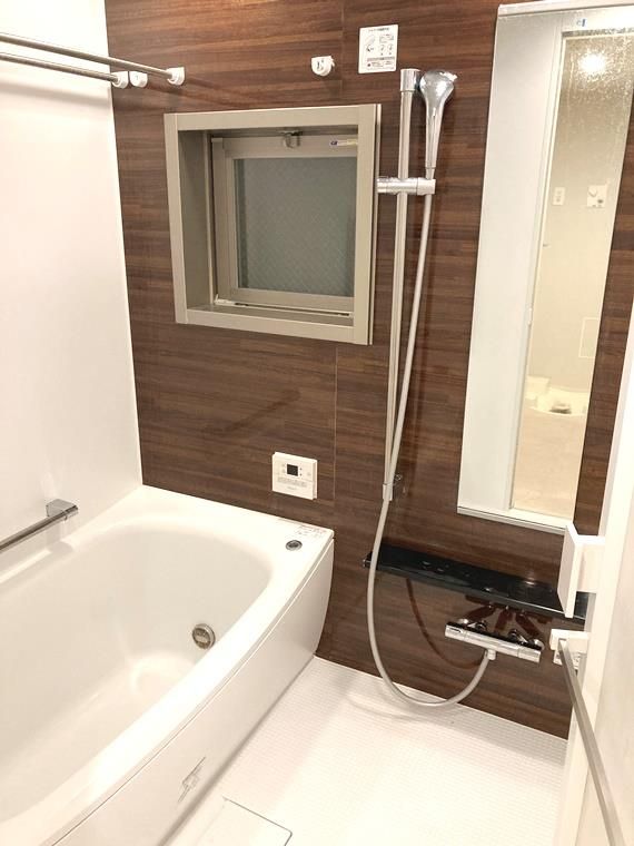 バス・シャワールーム