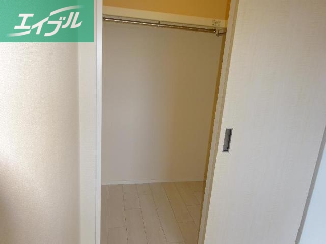 収納　ウォークインクローゼット（イメージ）