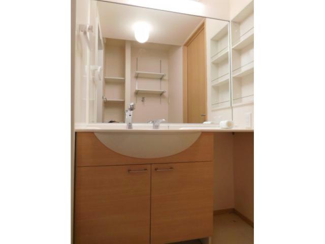 洗面設備　イーストタウン　A