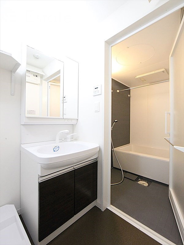 洗面設備　洗面所