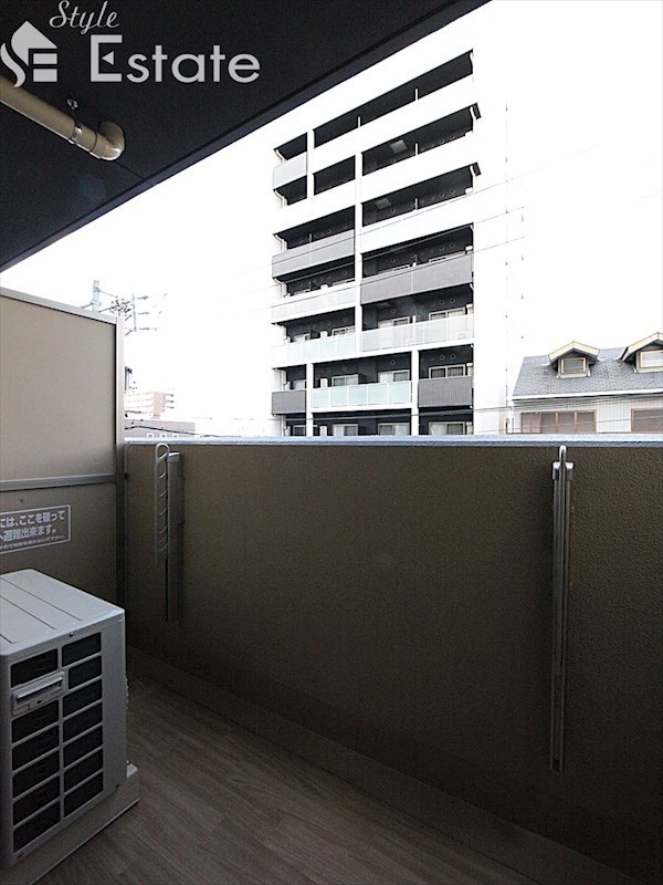 バルコニー　バルコニー