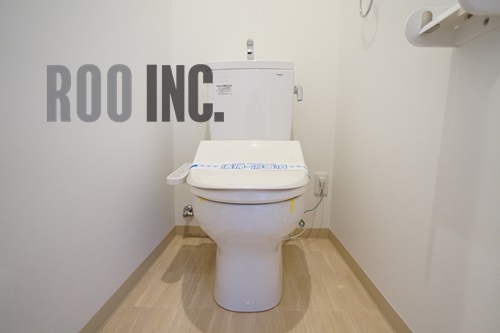 トイレ　写真は反転のお部屋です