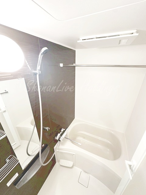 バス・シャワールーム　浴室乾燥機完備♪