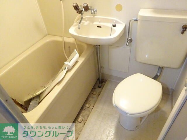 バス・シャワールーム