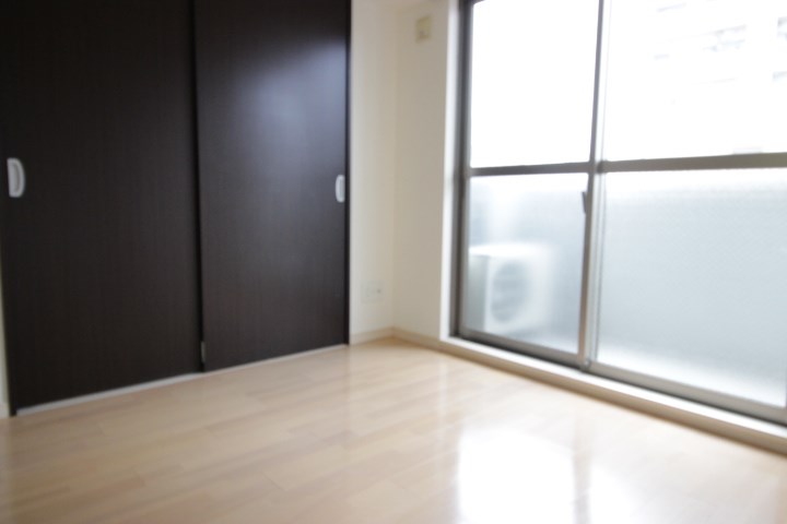 居室・リビング　同間取り別室