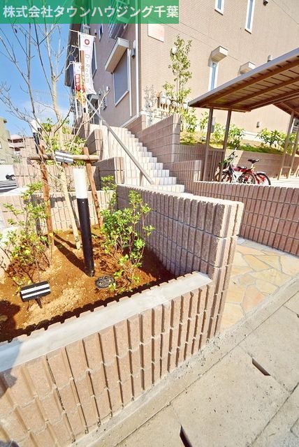 エントランス　お部屋探しは【タウンハウジング蘇我店】にお任せ下さい♪