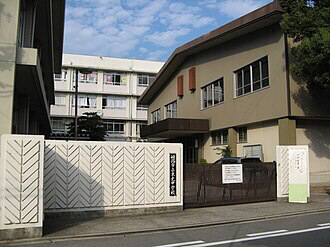 中学校　東光中学校（中学校）まで1299m