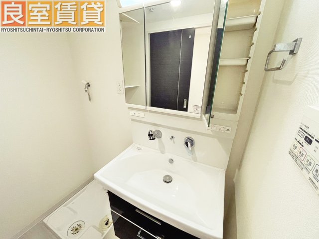 洗面設備　同仕様画像
