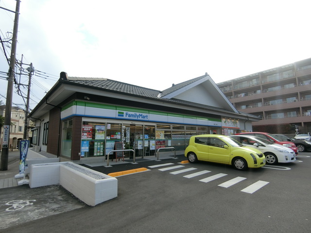 コンビニ　ファミリーマート有馬二丁目店（コンビニ）まで353m
