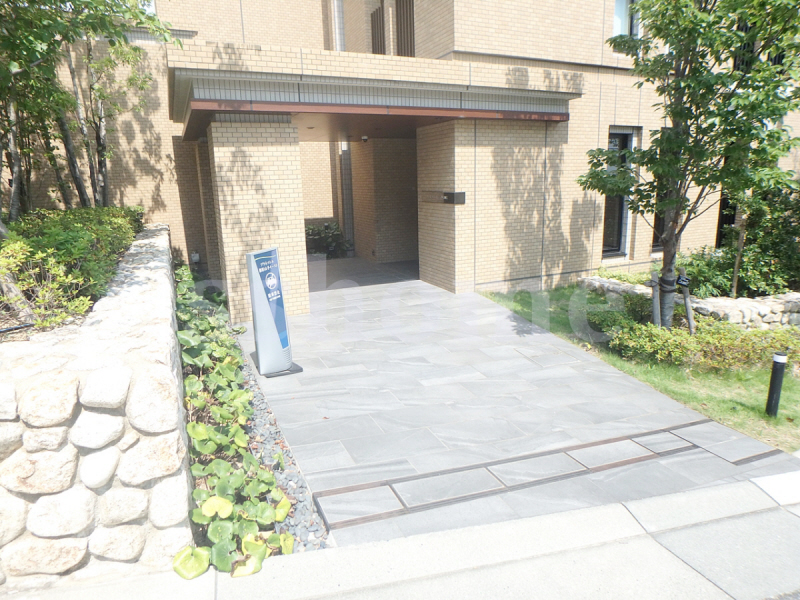 エントランス　建物入口