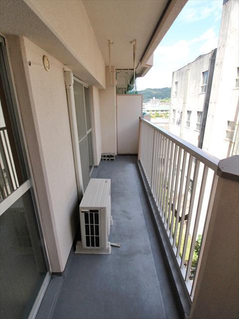 バルコニー　松山市道後一万　大東ハイツ　ベランダ