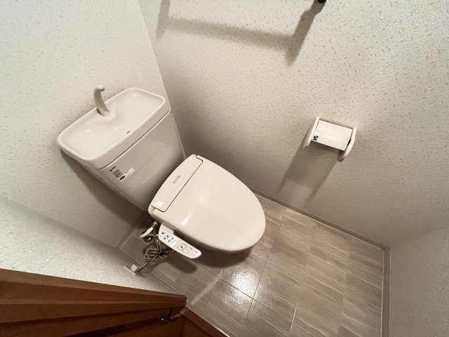 トイレ　落ち着いたトイレです