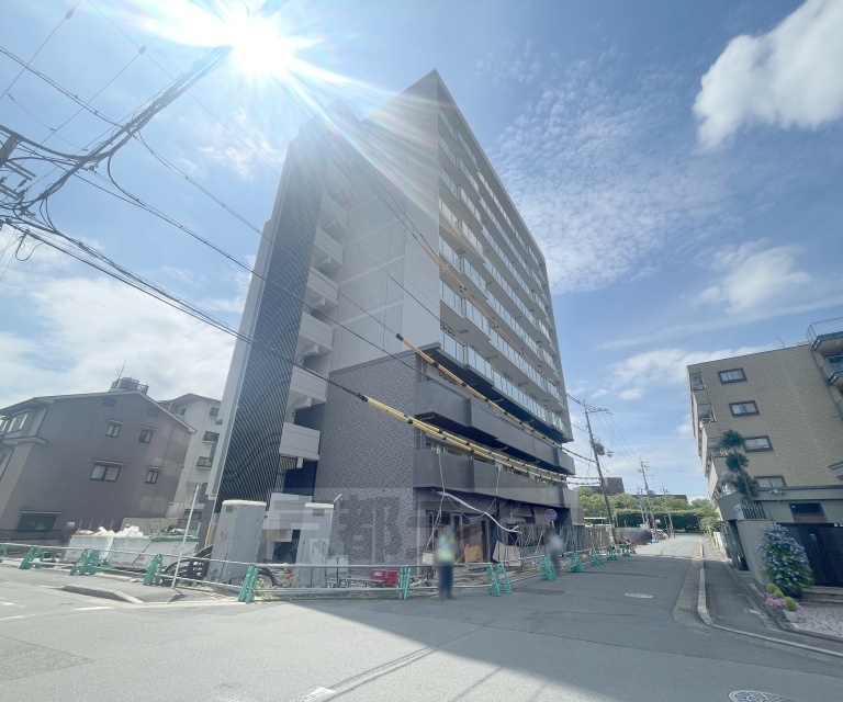 建物外観　・建設中