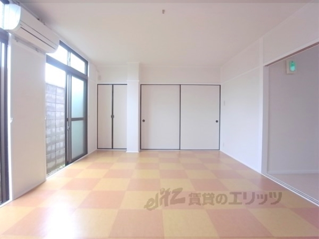 居室・リビング　洋室