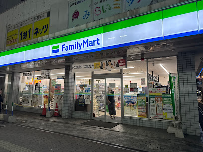 コンビニ　徒歩3分の好立地！ファミリーマート岡山桃太郎大通り店（コンビニ）まで271m