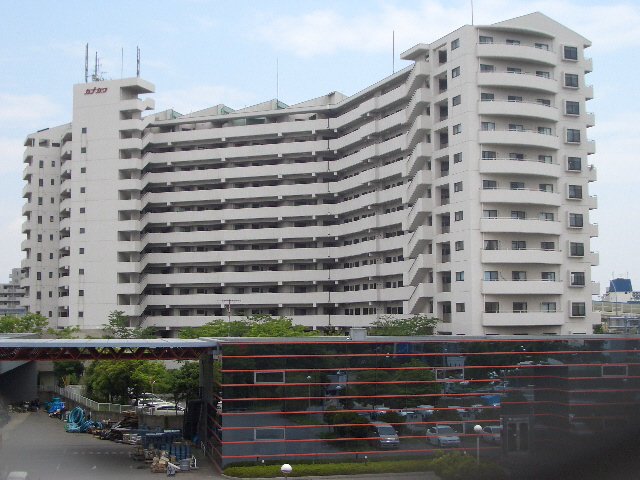 建物外観　分譲タイプの大型マンション！