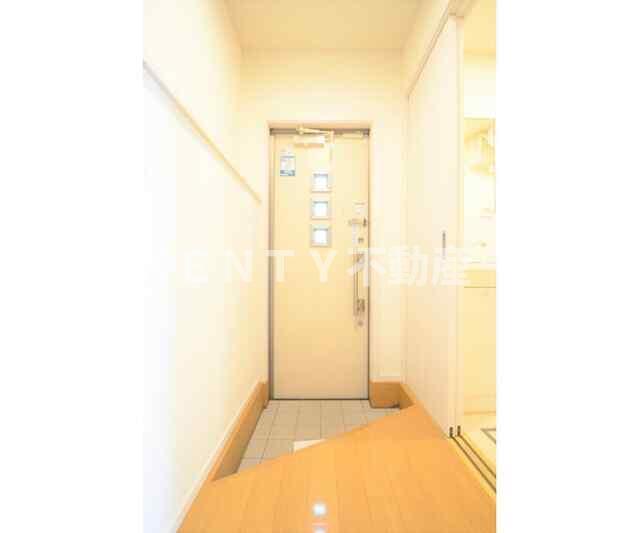 玄関　収納もある玄関です