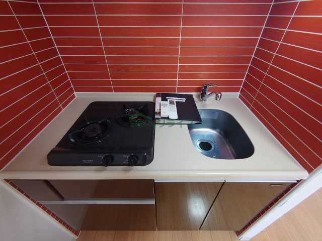 キッチン　※参考写真です。同じ間取りの別部屋になります。