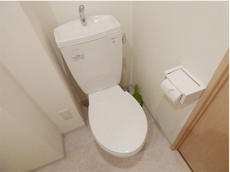 スカイコート博多駅前のトイレ写真